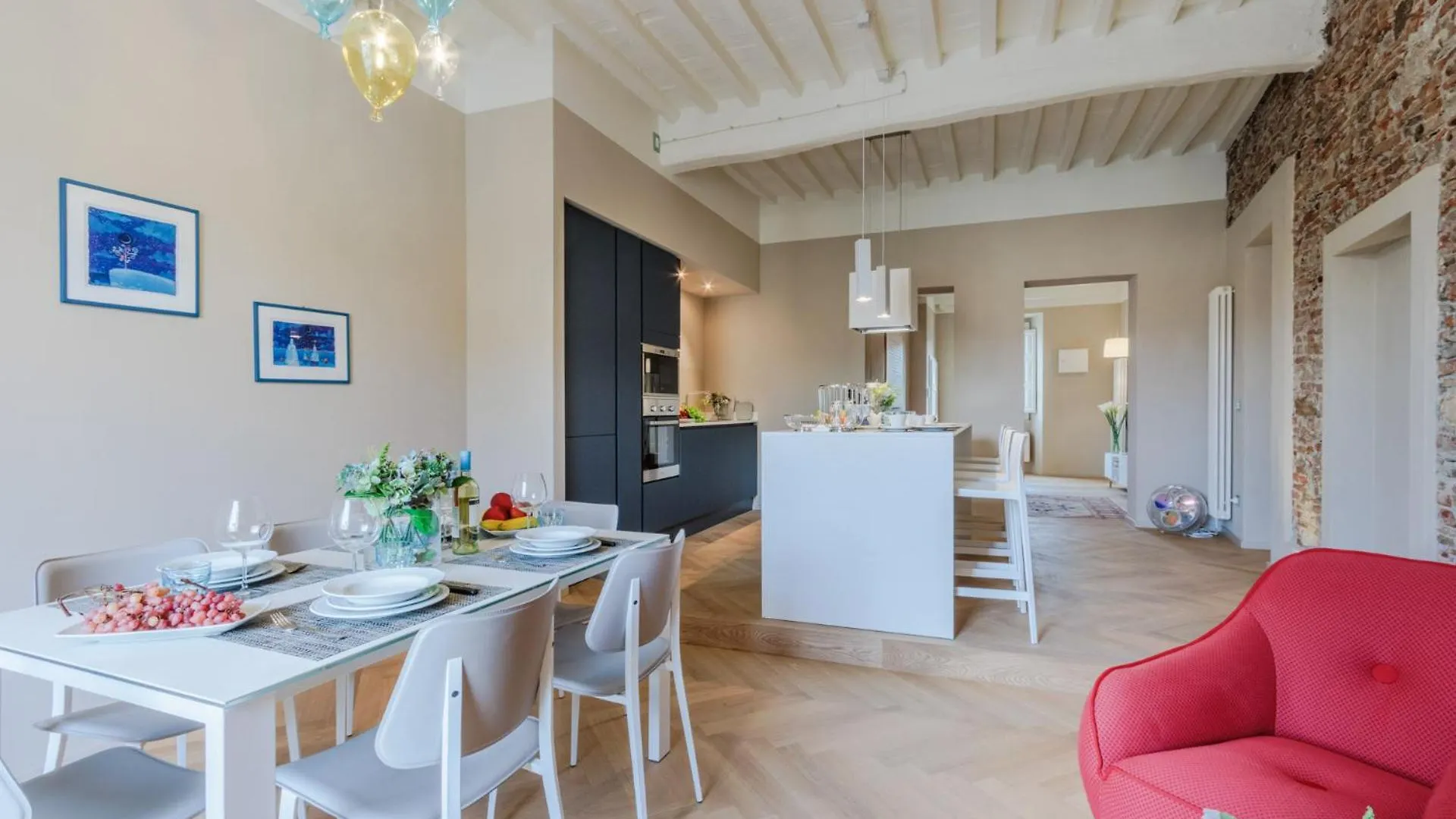 Casa Pino 2 Bedrooms 2 Bathrooms Contemporary Apar Lucca Italy