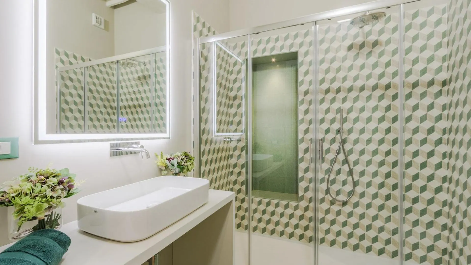 Casa Pino 2 Bedrooms 2 Bathrooms Contemporary Apar Lucca Apartment