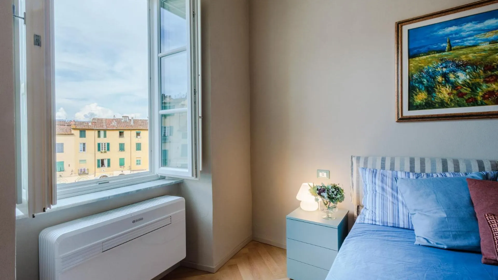 Apartment Casa Pino 2 Bedrooms 2 Bathrooms Contemporary Apar Lucca Italy
