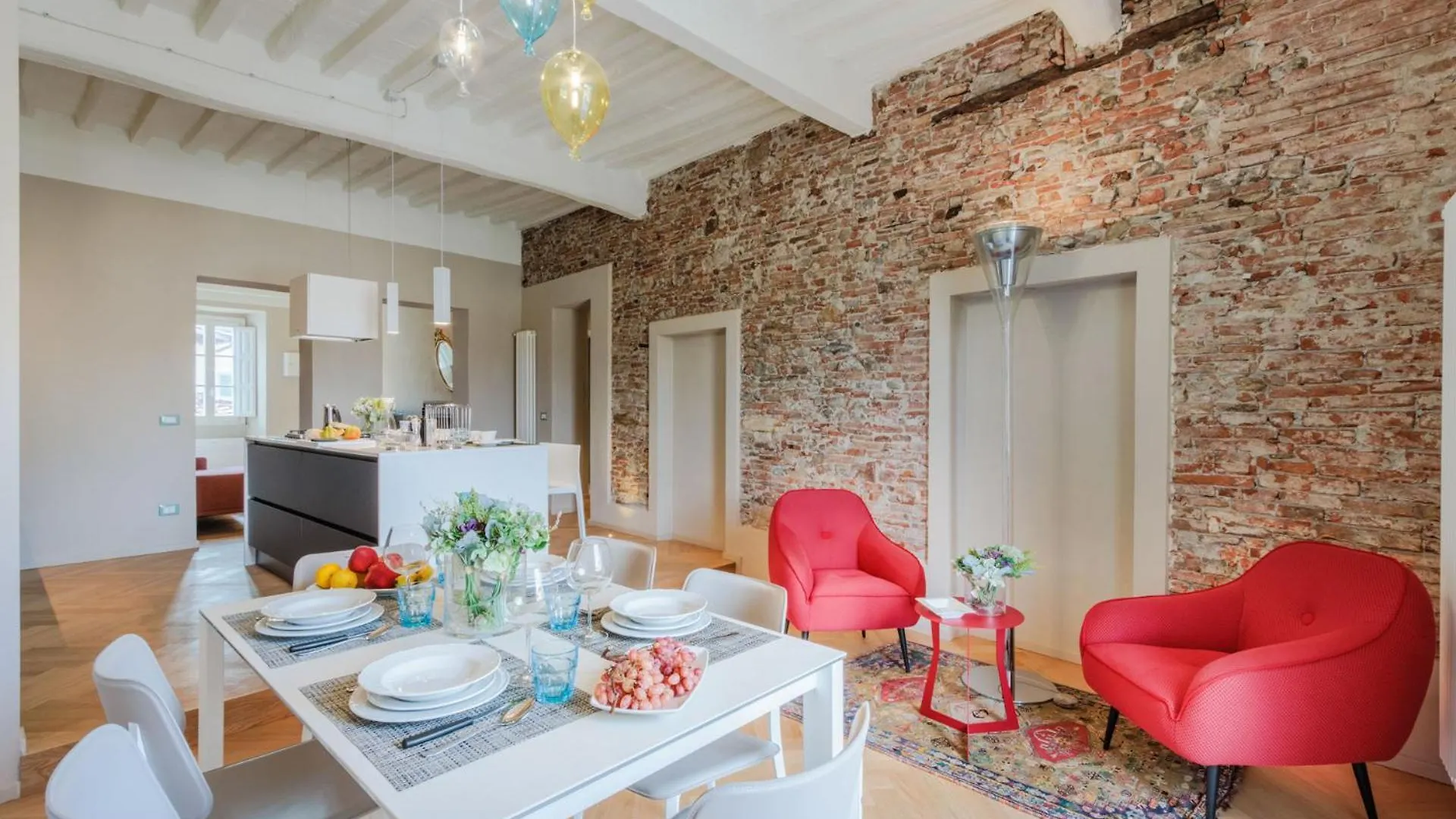 Casa Pino 2 Bedrooms 2 Bathrooms Contemporary Apar Lucca Italy